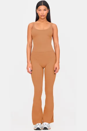 PRETTYLITTLETHING Sculpt Flare Yoga Pants