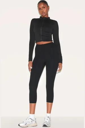 PRETTYLITTLETHING PLT SPORT Sculpt Pedal Pusher Leggings