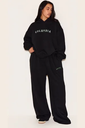 PRETTYLITTLETHING Plus Columbia Embroided Sweatpants