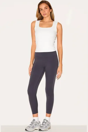 PRETTYLITTLETHING Sculpt Cropped Gym Leggings