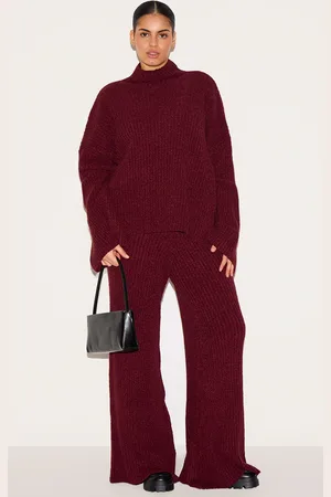 PRETTYLITTLETHING Plus Rib Boucle Knit Wide Leg Pants
