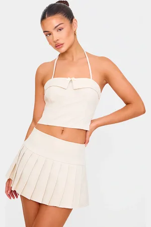 PRETTYLITTLETHING Bow Detail Tie Neck Halterneck Crop Top