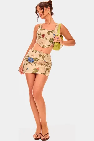 PRETTYLITTLETHING Floral Mini Skirt