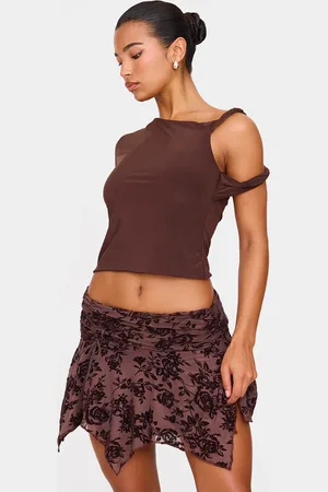 PRETTYLITTLETHING Velvet Floral Detail Mini Skirt
