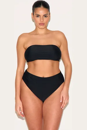 PRETTYLITTLETHING Plus Basic Bandeau Bikini Top