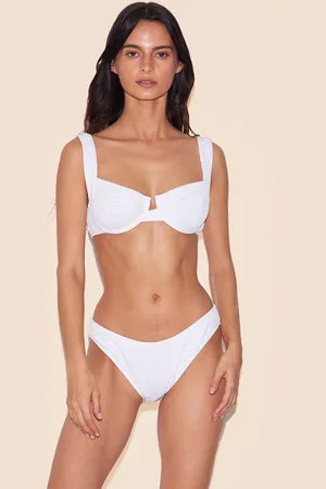 PRETTYLITTLETHING Mini Crinkle Underwired Bikini Top