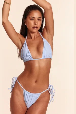 PRETTYLITTLETHING Ruched Tie Front Triangle Bikini Top