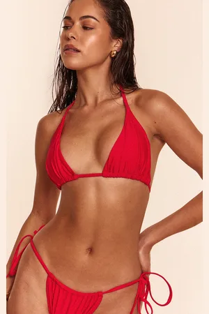 PRETTYLITTLETHING Ruched Tie Front Triangle Bikini Top