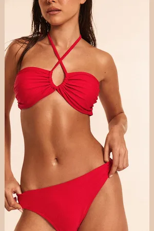 PRETTYLITTLETHING Ruched Halter Neck Bikini Top
