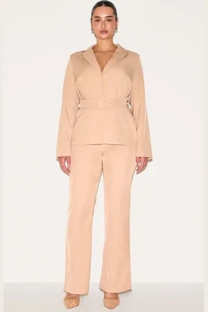 PRETTYLITTLETHING Shape Woven Highwaisted Flared Pants