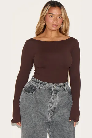 PRETTYLITTLETHING Shape Sculpt Boat Neck Flare Sleeve Bodysuit
