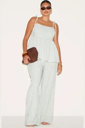 PRETTYLITTLETHING Plus Woven Textured Striped Straight Leg Pants