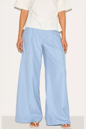 PRETTYLITTLETHING Woven Double Pleat Wide Leg Pant
