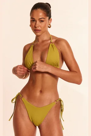 PRETTYLITTLETHING Mini O Ring High Apex Triangle Bikini Top
