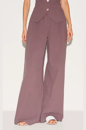 PRETTYLITTLETHING Wide Leg Pleated Pants