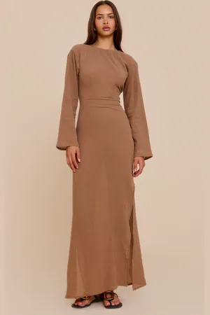 PRETTYLITTLETHING Textured Long Sleeve Maxi Dress