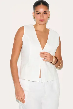 PRETTYLITTLETHING Plus Linen Vest