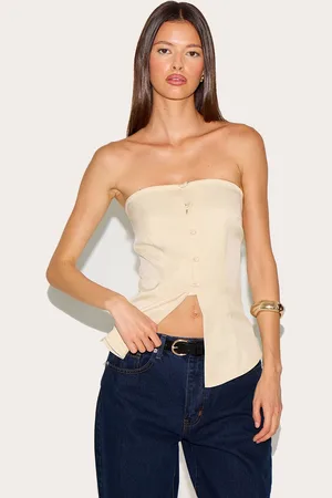 PRETTYLITTLETHING Fitted Bandeau Button Vest