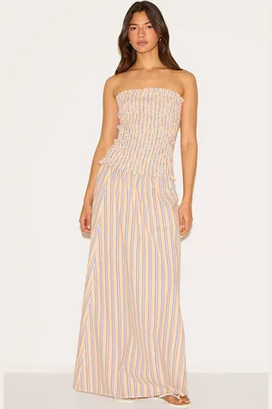 PRETTYLITTLETHING Pinstripe Maxi Skirt