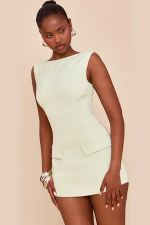 PRETTYLITTLETHING Woven Pocket Detail Sleeveless Skort Romper