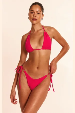 PRETTYLITTLETHING Fuchsia Mini O Ring High Apex Triangle Bikini Top