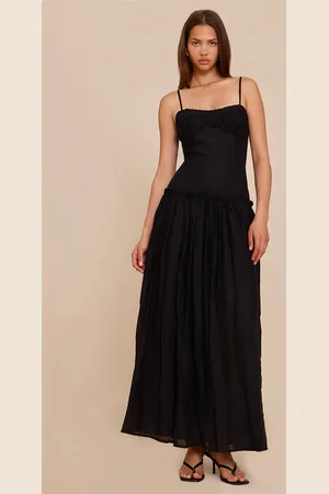 PRETTYLITTLETHING Ruched Bust Drop Waist Maxi Dress