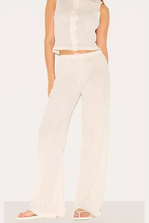 PRETTYLITTLETHING Mid Rise Textured Wide Leg Pants