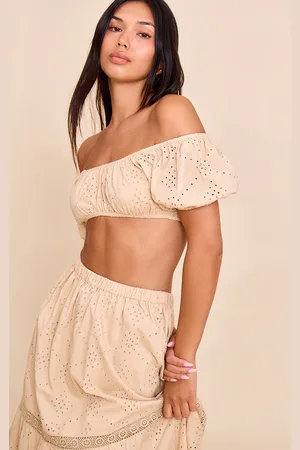 PRETTYLITTLETHING Broderie Bardot Crop Top