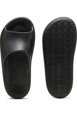PUMA Shibui Cat Slides in Black, Size 4