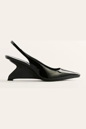 Reformation Westlyn Closed Toe Wedge