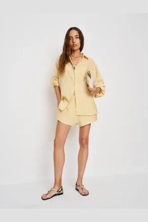 Reformation Mila Linen Short