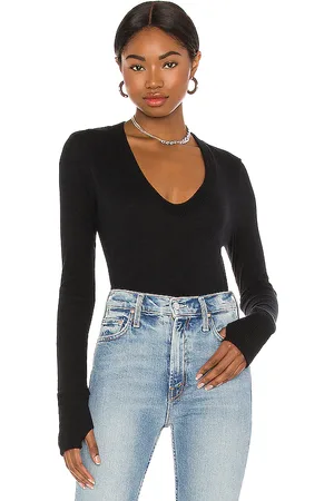 ENZA COSTA Cashmere Fitted V Neck Sweater in . - size L (also in M, S, XL, XS)