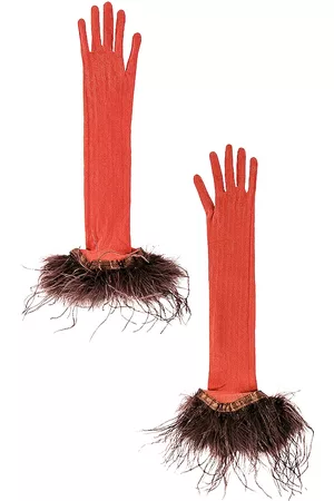 Poster Girl Gwenevere Gloves in Rust.