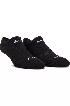 Nike Everyday Plus Cushion Training No Show 6 pair sock set in Black.