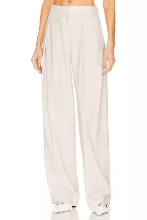THEORY Double Pleat Pant in Ivory.