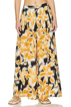 Free People X REVOLVE Bali Wild Child Pleated Pant in Yellow,Black.