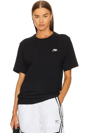 Nike Club Tee in Black. - size L (also in M, S, XL, XS, XXL)