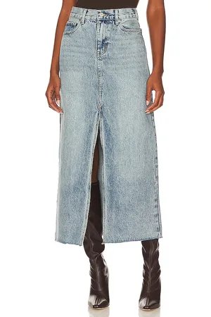 Steve Madden Avani Denim Skirt in Denim-Light. - size 0 (also in 4, 6, 8)