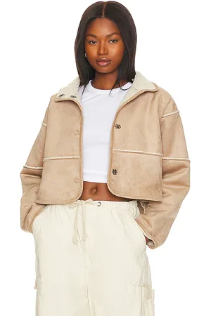 Graham & Spencer Kelly Reversible Sherpa Jacket in Tan. - size L (also in XL)