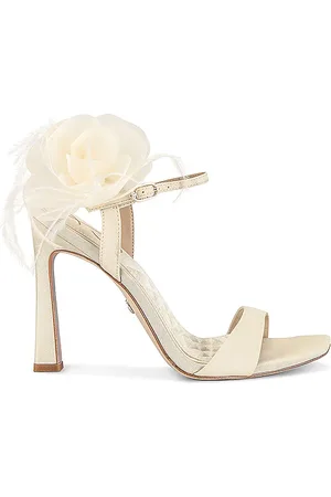 Sam Edelman Leana 2 Sandal in Ivory. - size 10 (also in 8.5, 9.5)