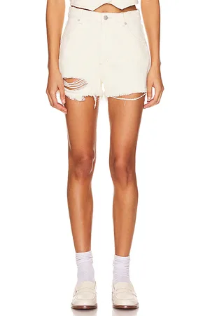Rollas Dusters Short in Ivory. - size 25 (also in 27)