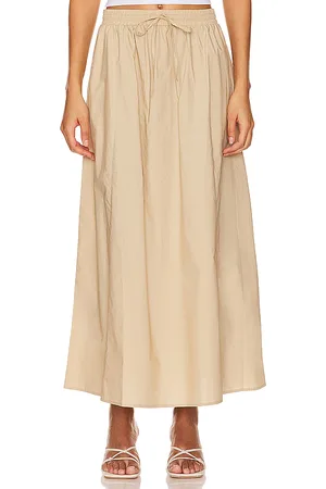 Steve Madden Sunny Skirt in Tan. - size M (also in XL)