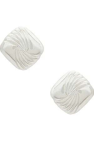 Heaven Mayhem Tabi Earrings in Metallic .