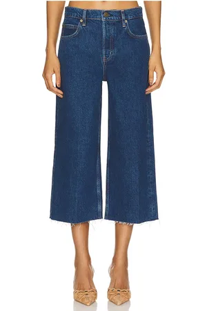 Frame High Rise Easy Capri in Denim-Medium. - size 25 (also in 26)