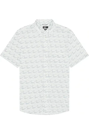 Faherty Short Sleeve Movement Shirt in White. - size M (also in S)