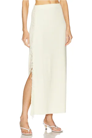 CLEA Canton Fringe Knit Skirt in Beige. - size M (also in S, XS)