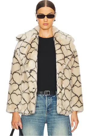 Jakke Rita Coat in Cream. - size L (also in S)