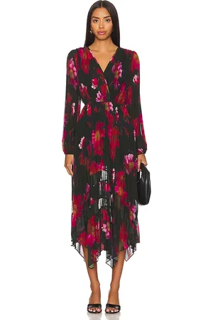 Steve Madden Ari Dress in Black. - size S (also in XL, XS)