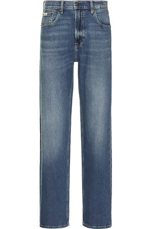 Calvin Klein 90s Straight Leg Jeans in Blue. - size 30 (also in 32, 34)