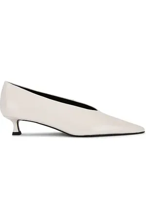 Tony Bianco Cherry Pump in White. - size 6.5 (also in 7, 7.5, 8, 8.5, 9, 9.5)